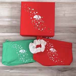 ❤️ Origins Scrunchie, Cosmetic Bags, and Box Gift Set Bundle New